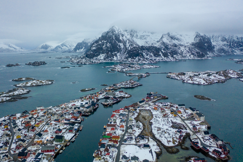norveçe havadan bakış ve drone fotoğrafı lofoten adası